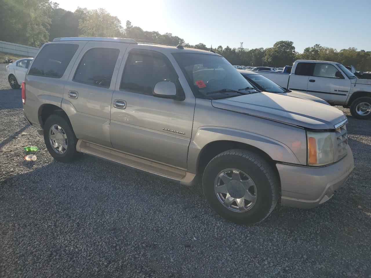 2004 Cadillac Escalade VIN 1GYEK63N24R153212 Copart auction photo, water/flood damage thumbnail 4