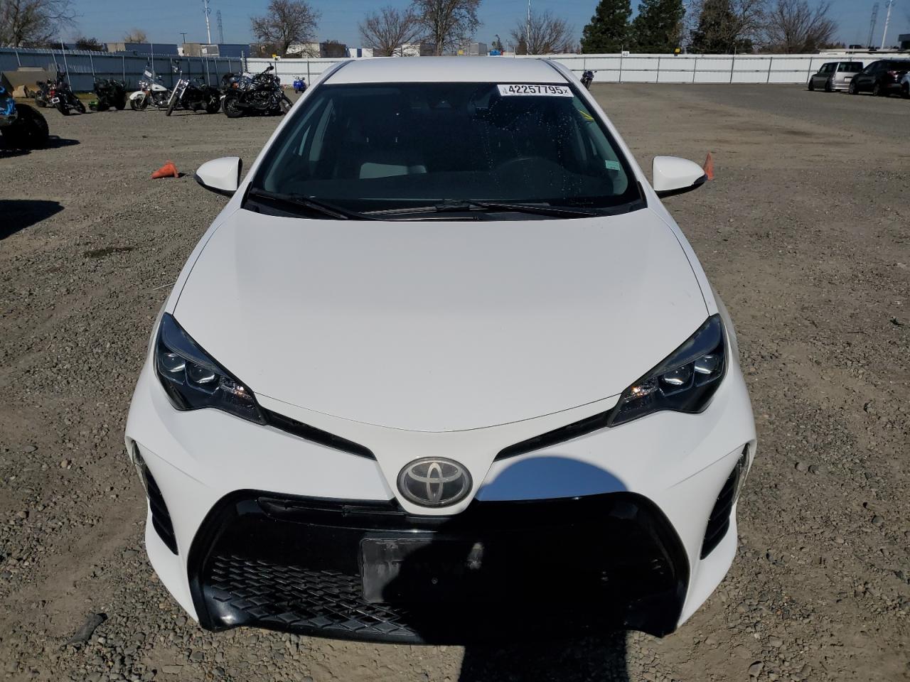2018 Toyota Corolla VIN 2T1BURHE6JC121866 Copart auction photo, rear end damage thumbnail 5