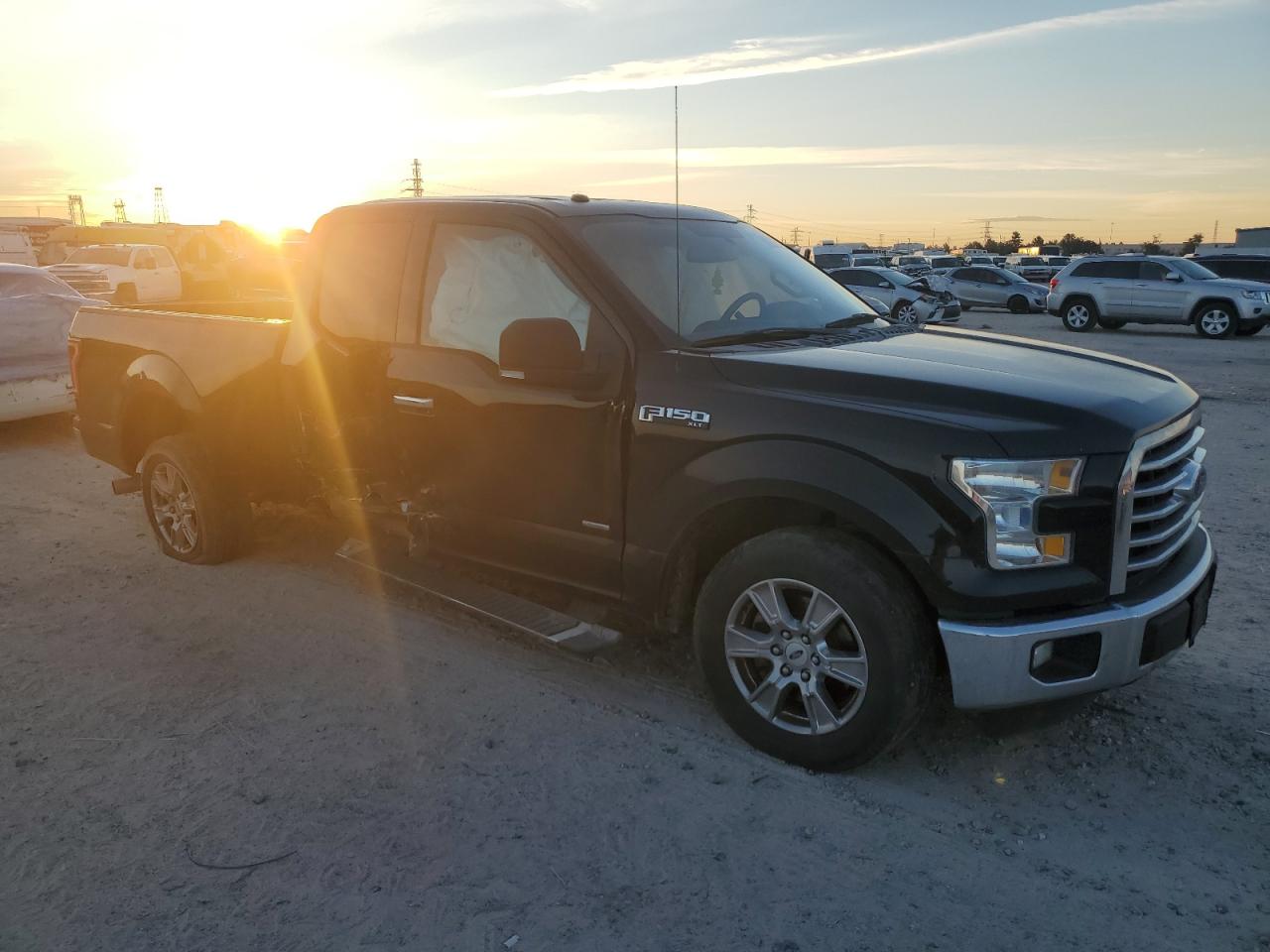 2016 Ford F-150 VIN 1FTEX1CP4GKF16893 Copart auction photo, side damage thumbnail 4