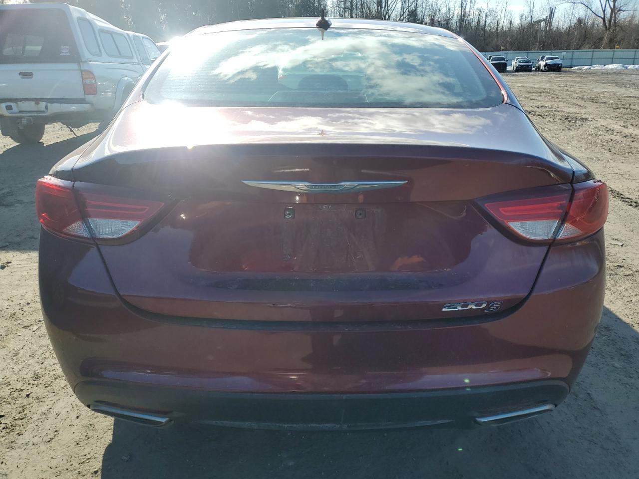 2015 Chrysler 200 VIN 1C3CCCBG6FN531431 Copart auction photo, front end / side damage thumbnail 6