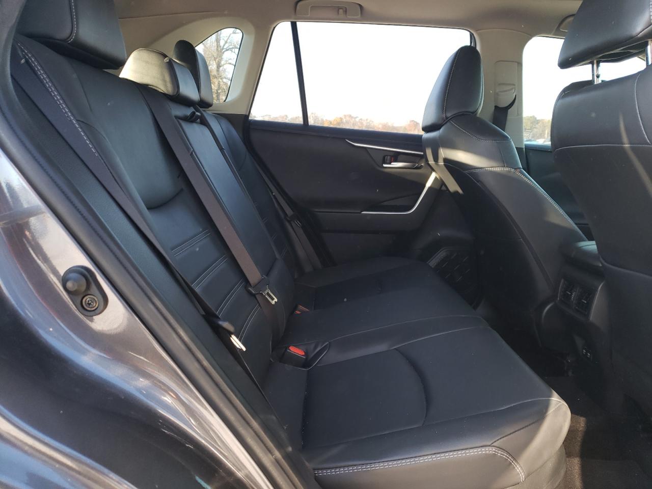 2020 Toyota RAV 4 VIN JTMDWRFV8LD048317 Copart auction photo, front end damage thumbnail 10