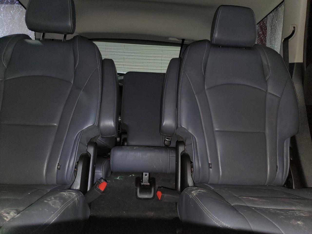 2018 Buick Enclave VIN 5GAEVBKW1JJ276527 Copart auction photo, front end / side damage thumbnail 10