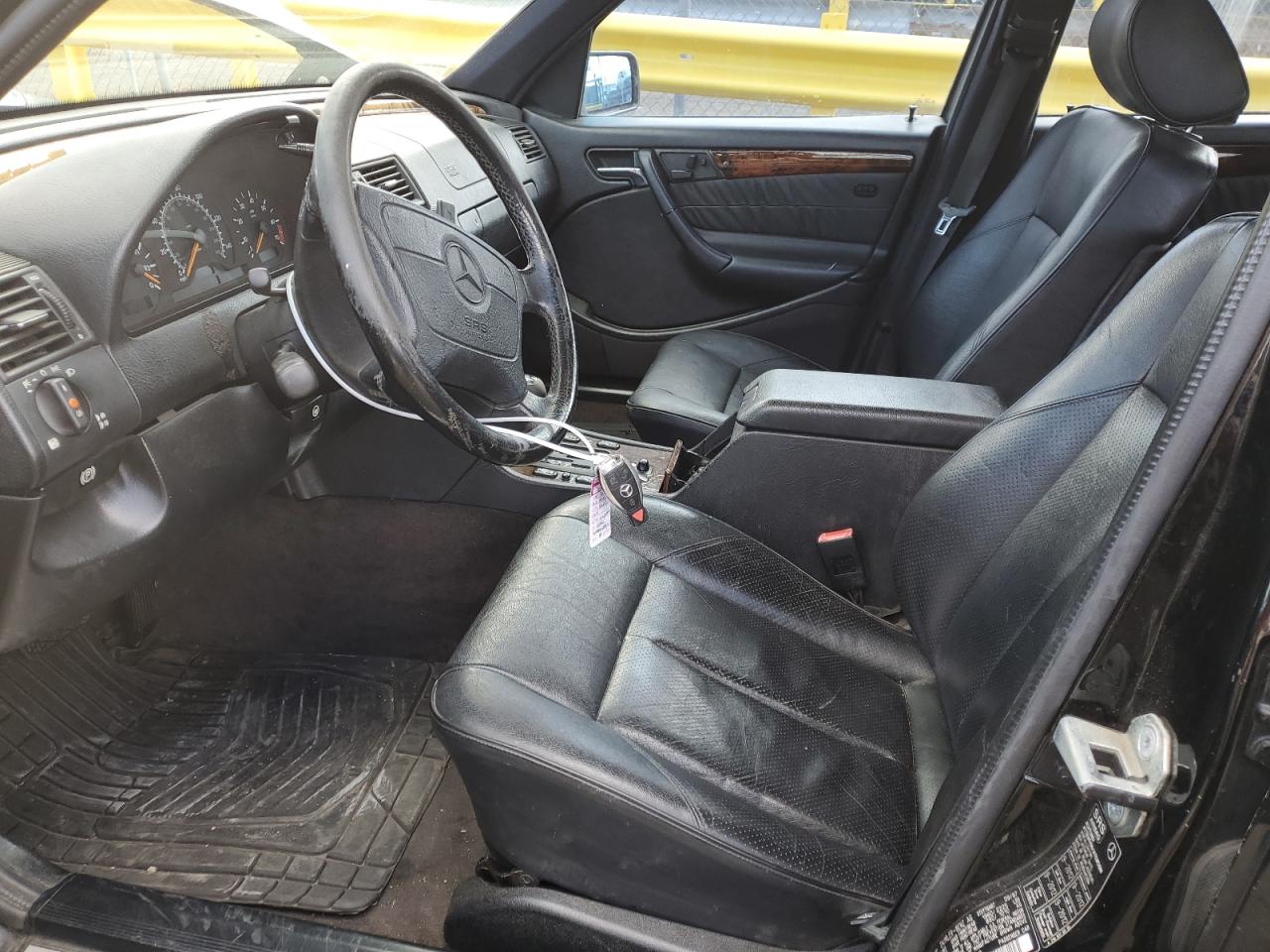 1998 Mercedes-Benz C-klasse VIN WDBHA23G2WA555649 Copart auction photo, front end damage thumbnail 7