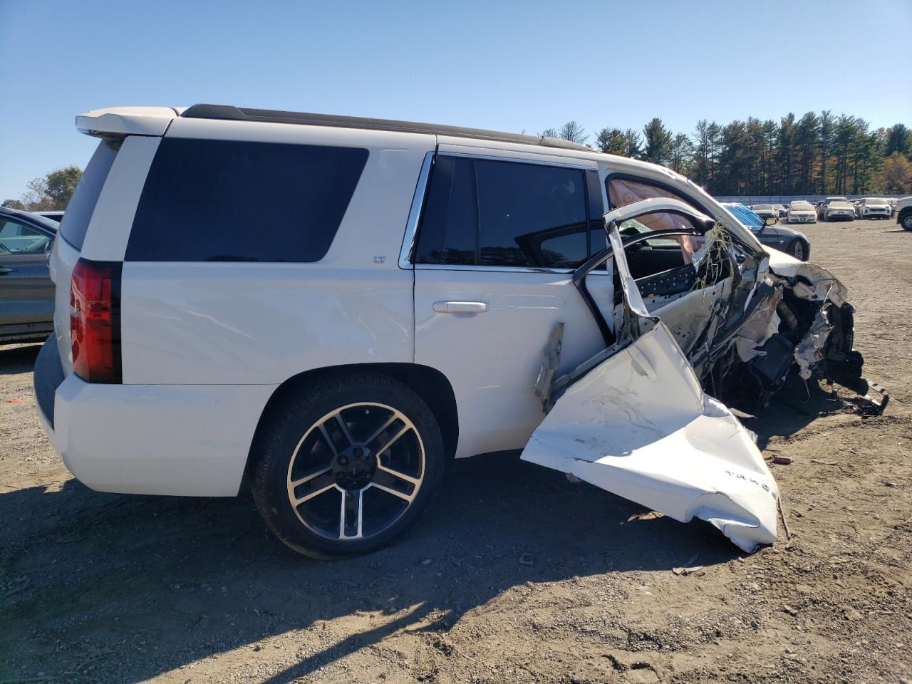 2018 Chevrolet Tahoe VIN 1GNSKBKC3JR304420 Copart auction photo, all over / undercarriage damage thumbnail 3