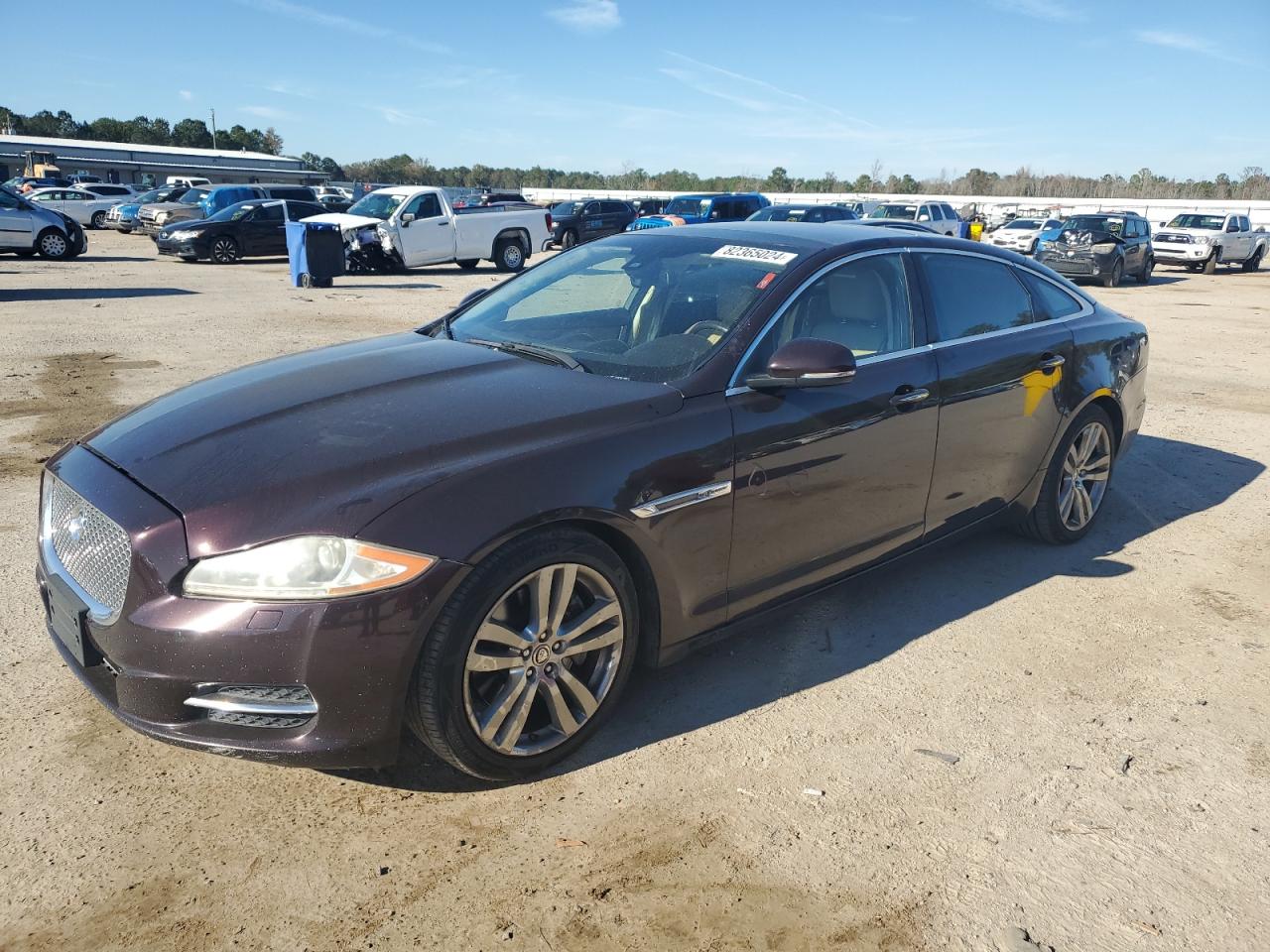 2011 Jaguar XJ VIN SAJWA2GB7BLV06213