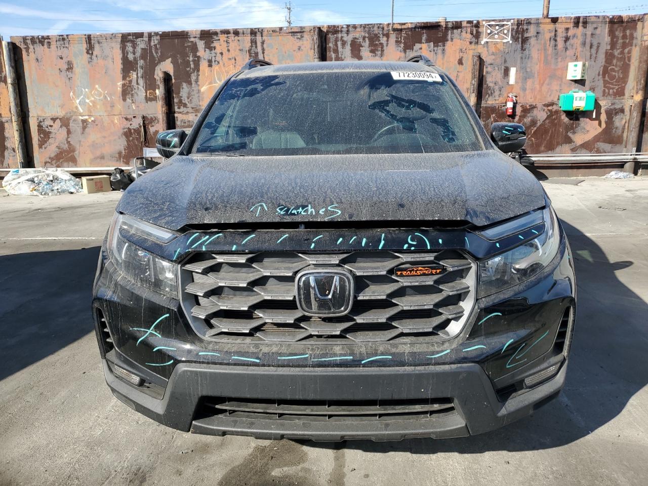 2022 Honda Passport VIN 5FNYF8H62NB024575 Copart auction photo, all over damage thumbnail 5