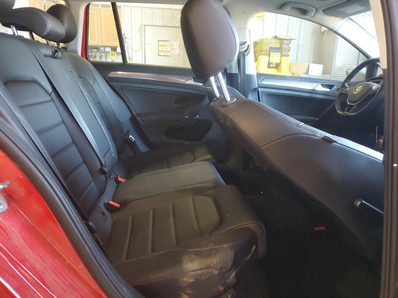 2018 Volkswagen Golf VIN 3VWH17AU6JM765915 Copart auction photo, side / rear end damage thumbnail 11