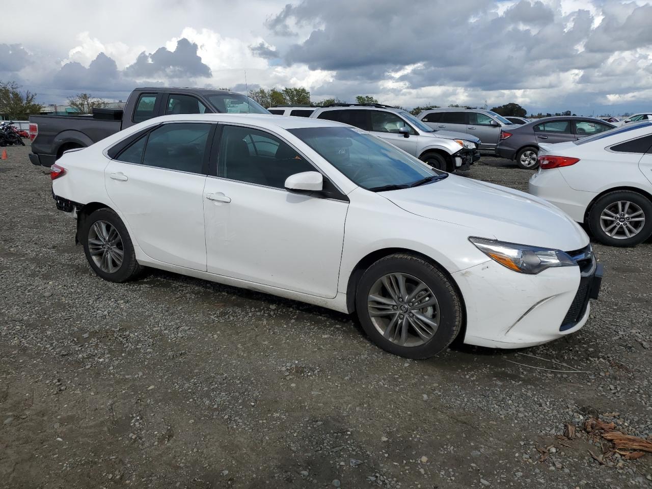 2015 Toyota Camry VIN 4T1BF1FK9FU998118 Copart auction photo, rear end damage thumbnail 4
