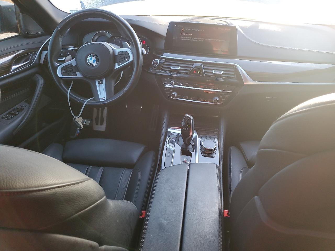 2019 BMW M5 VIN WBAJB9C57KB464224 Copart auction photo, water/flood / minor dent/scratches damage thumbnail 8
