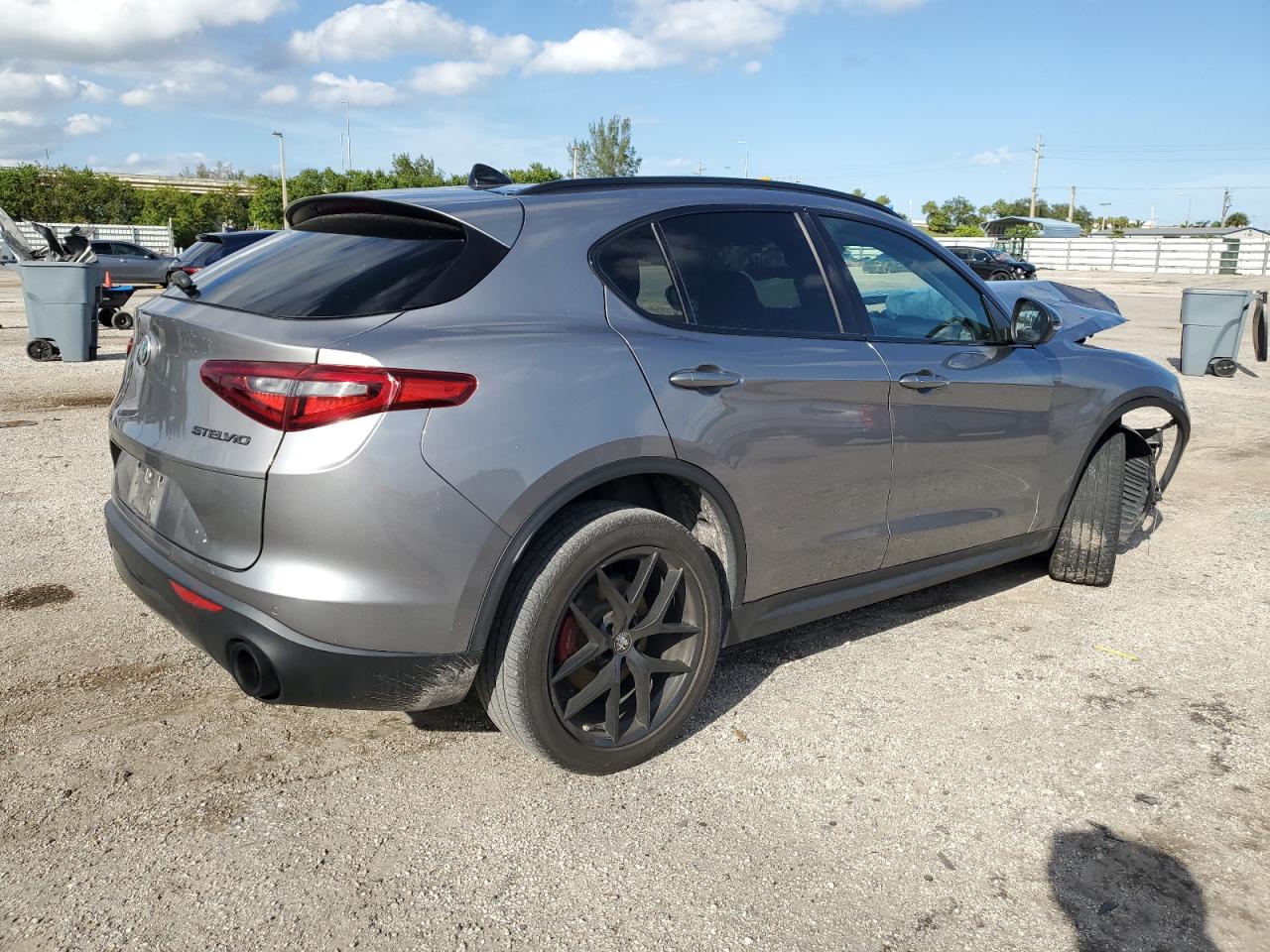 2019 Alfa Romeo Stelvio VIN ZASPAJAN6K7C57077 Copart auction photo, front end damage thumbnail 3