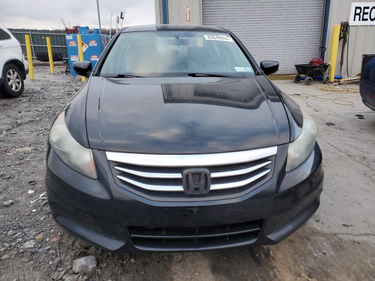 2011 Honda Accord VIN 1HGCP2F63BA081106 Copart auction photo, minor dent/scratches damage thumbnail 5
