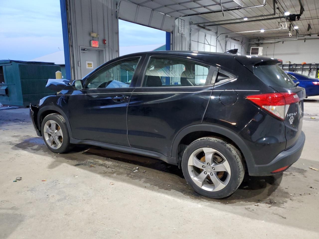 2020 Honda HR-V VIN 3CZRU6H39LM712533 Copart auction photo, front end / minor dent/scratches damage thumbnail 2
