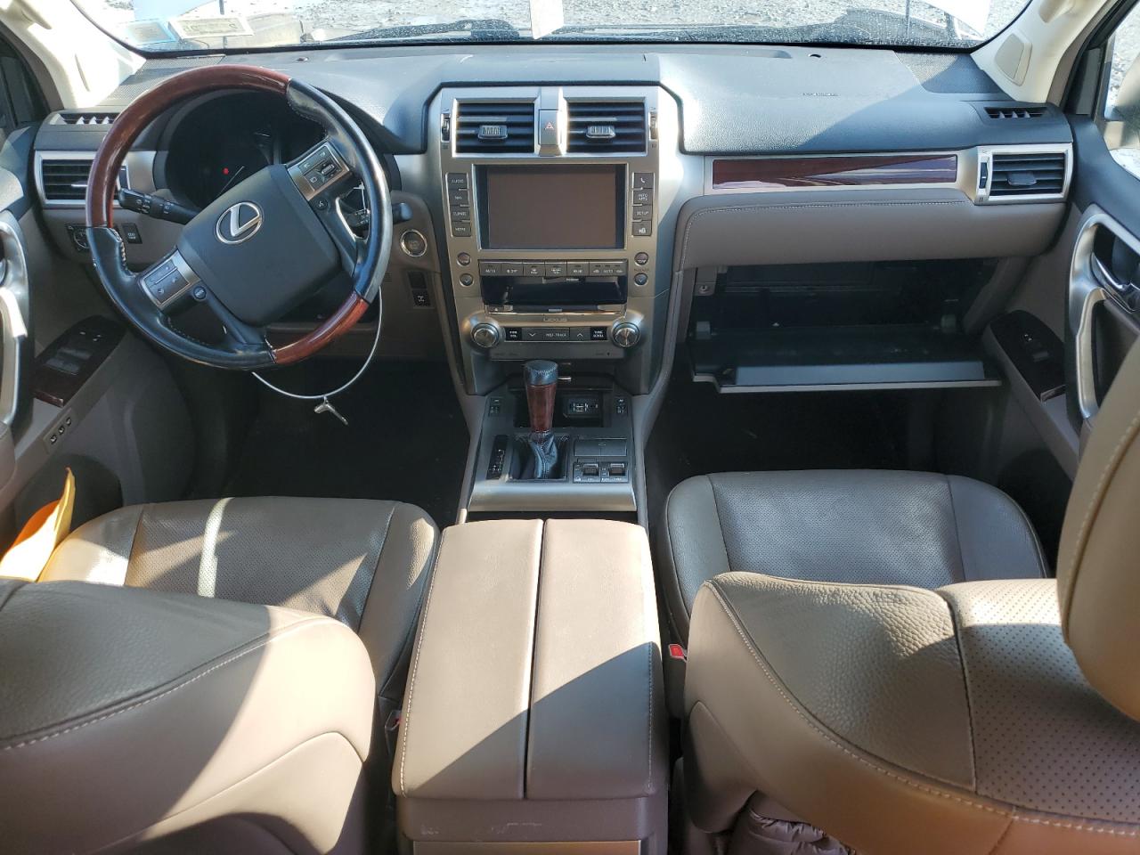 2016 Lexus GX VIN JTJBM7FX1G5140238 Copart auction photo, front end / minor dent/scratches damage thumbnail 8