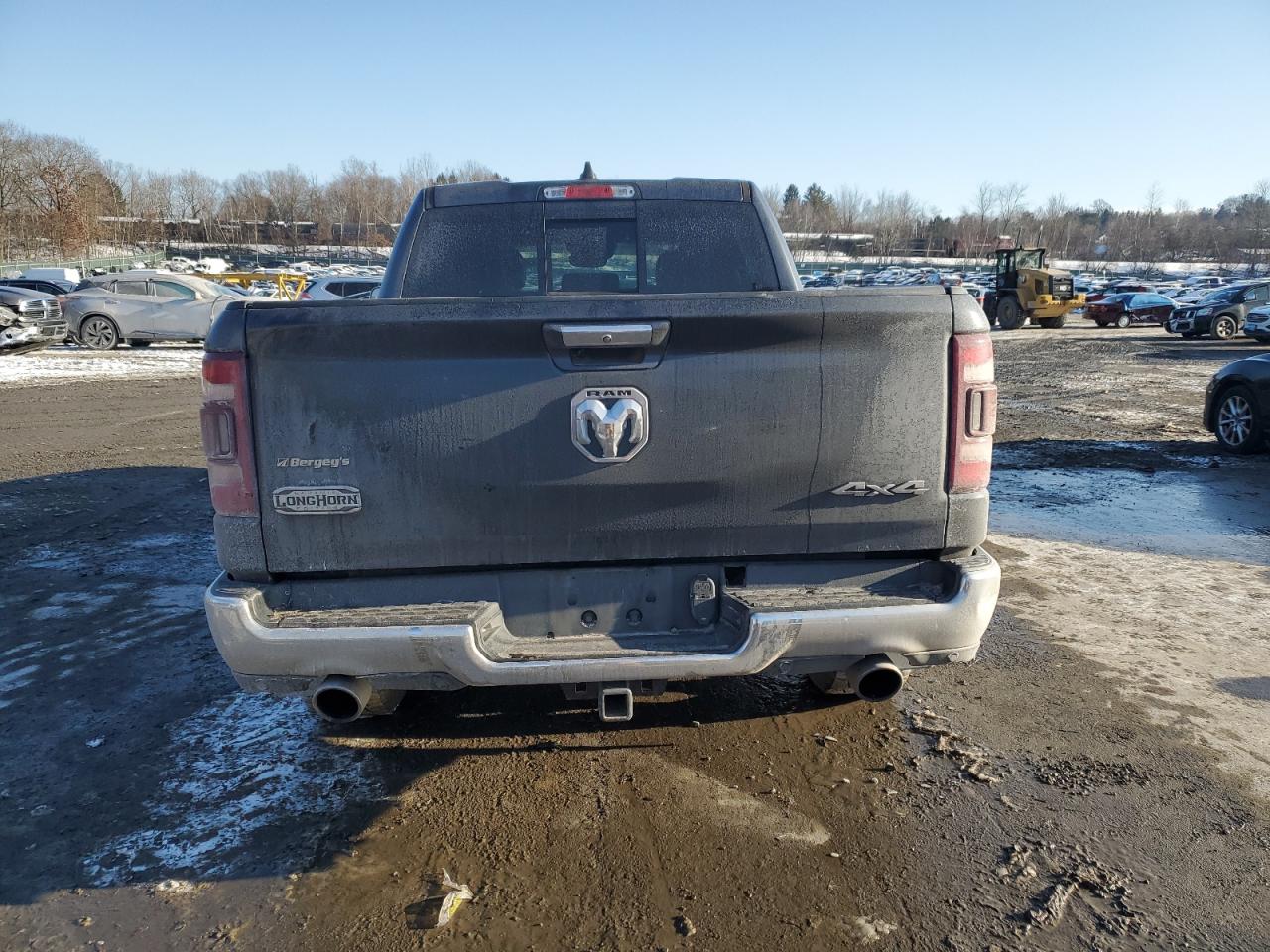 2019 RAM 1500 VIN 1C6SRFKT5KN631882 Copart auction photo, front end / side damage thumbnail 6