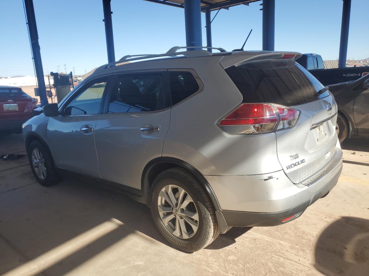 2016 Nissan Rogue VIN 5N1AT2MN4GC824780 Copart auction photo, front end damage thumbnail 2