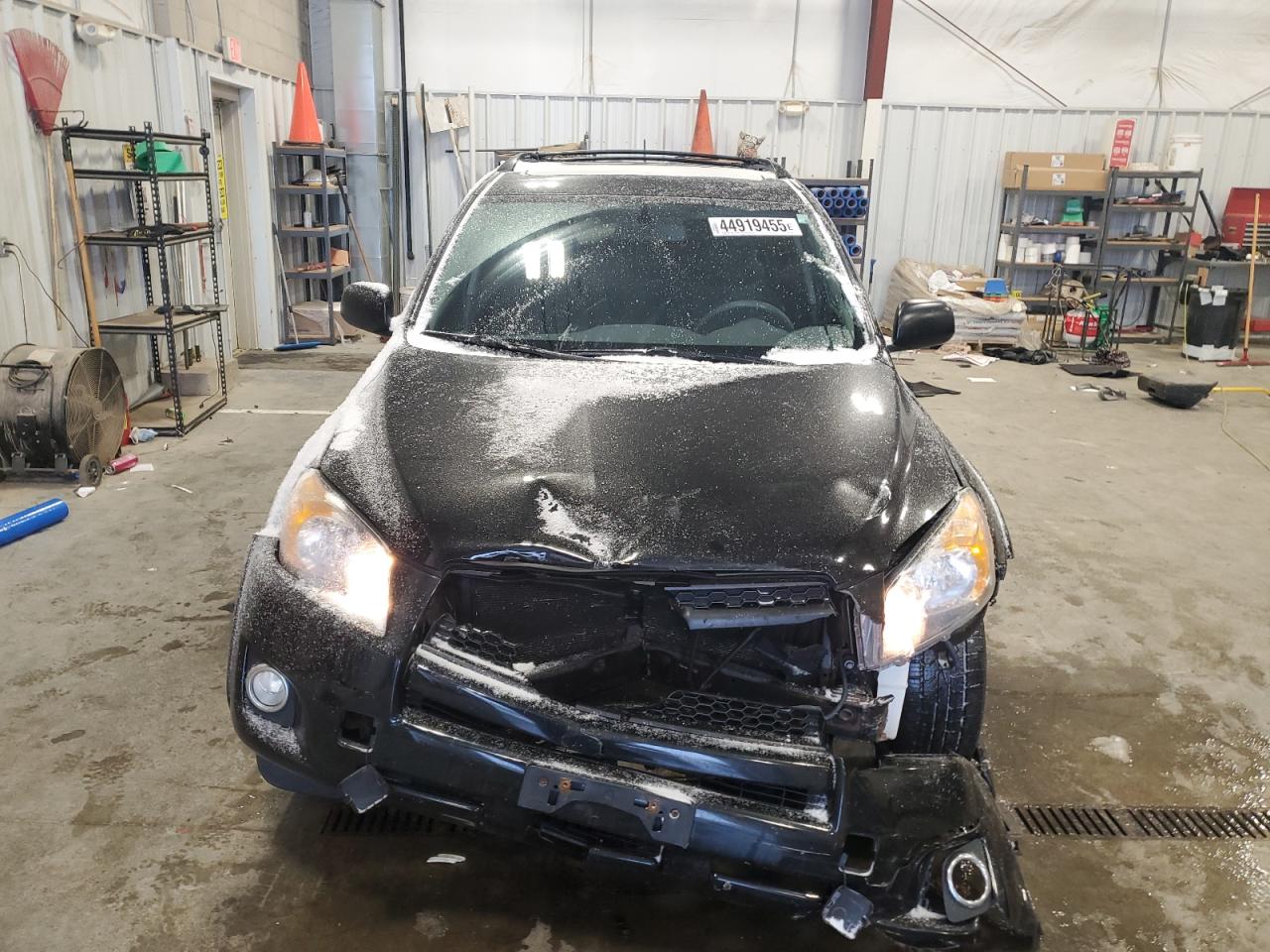 2011 Toyota RAV 4 VIN 2T3RF4DV5BW103450 Copart auction photo, front end damage thumbnail 5