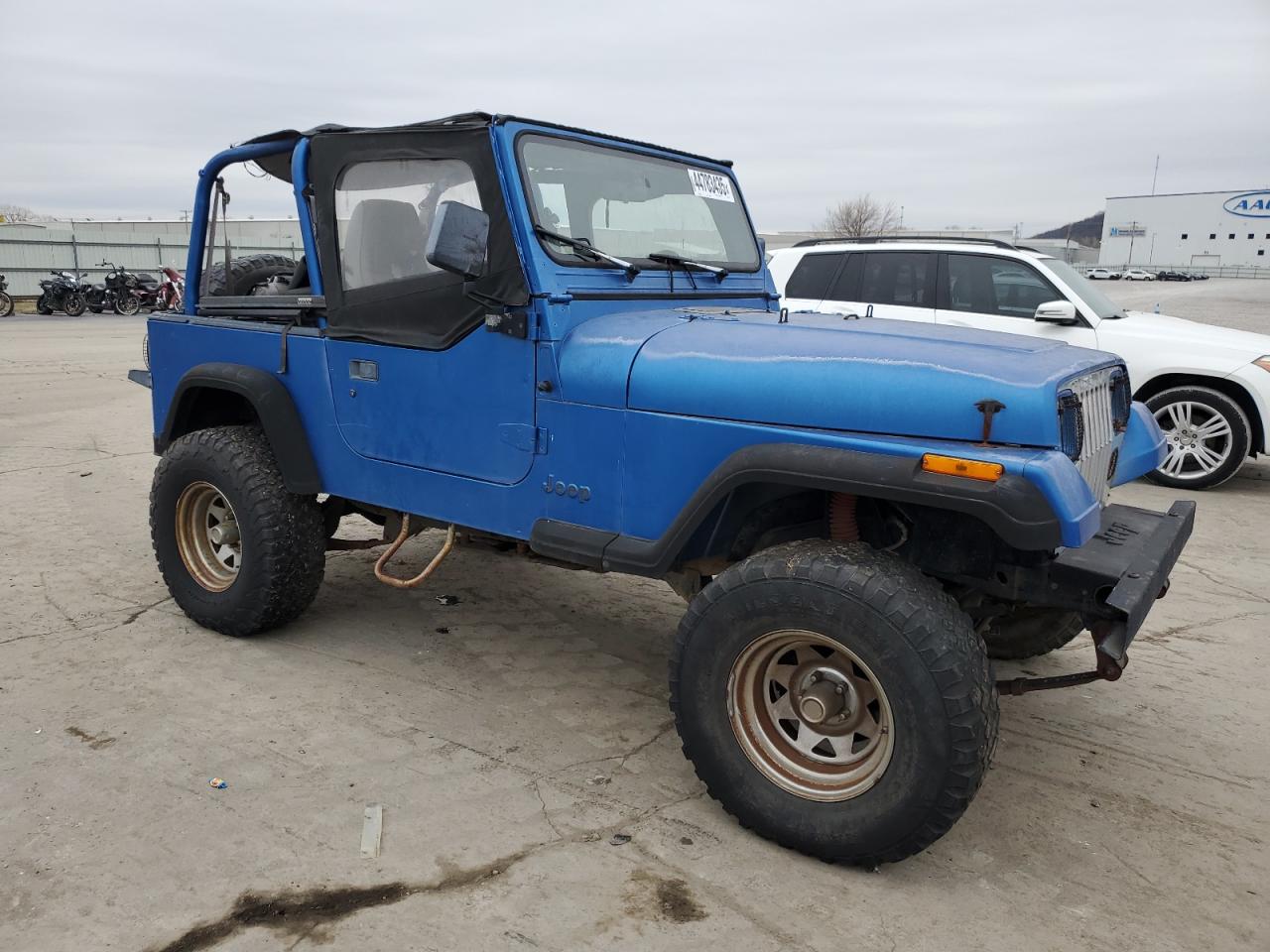 1993 Jeep Wrangler VIN 1J4FY19PXPP237521 Copart auction photo, mechanical / front end damage thumbnail 4