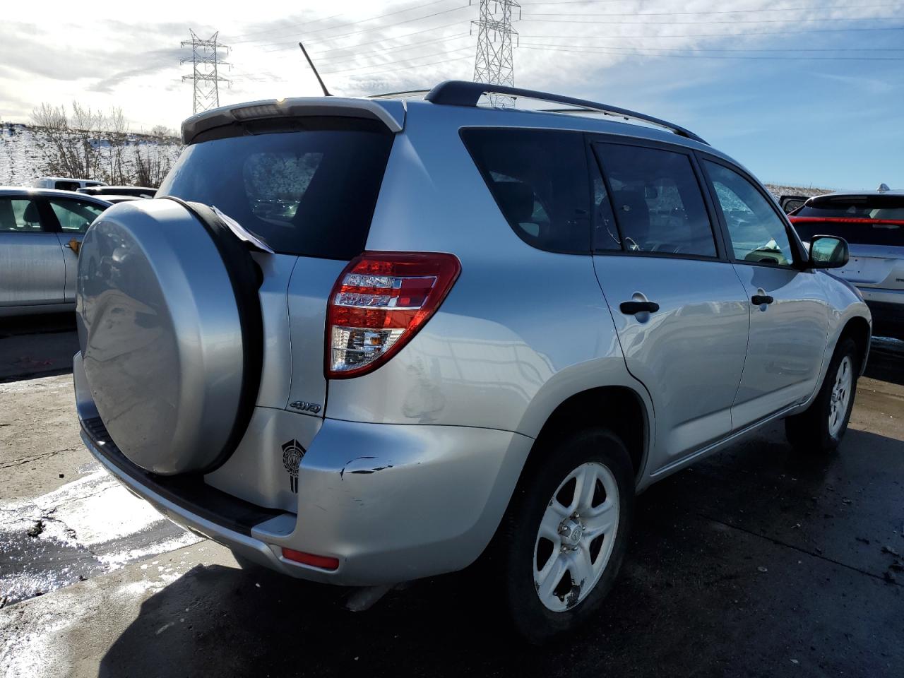 2011 Toyota RAV 4 VIN 2T3BF4DV4BW123044 Copart auction photo, front end / rear end damage thumbnail 3