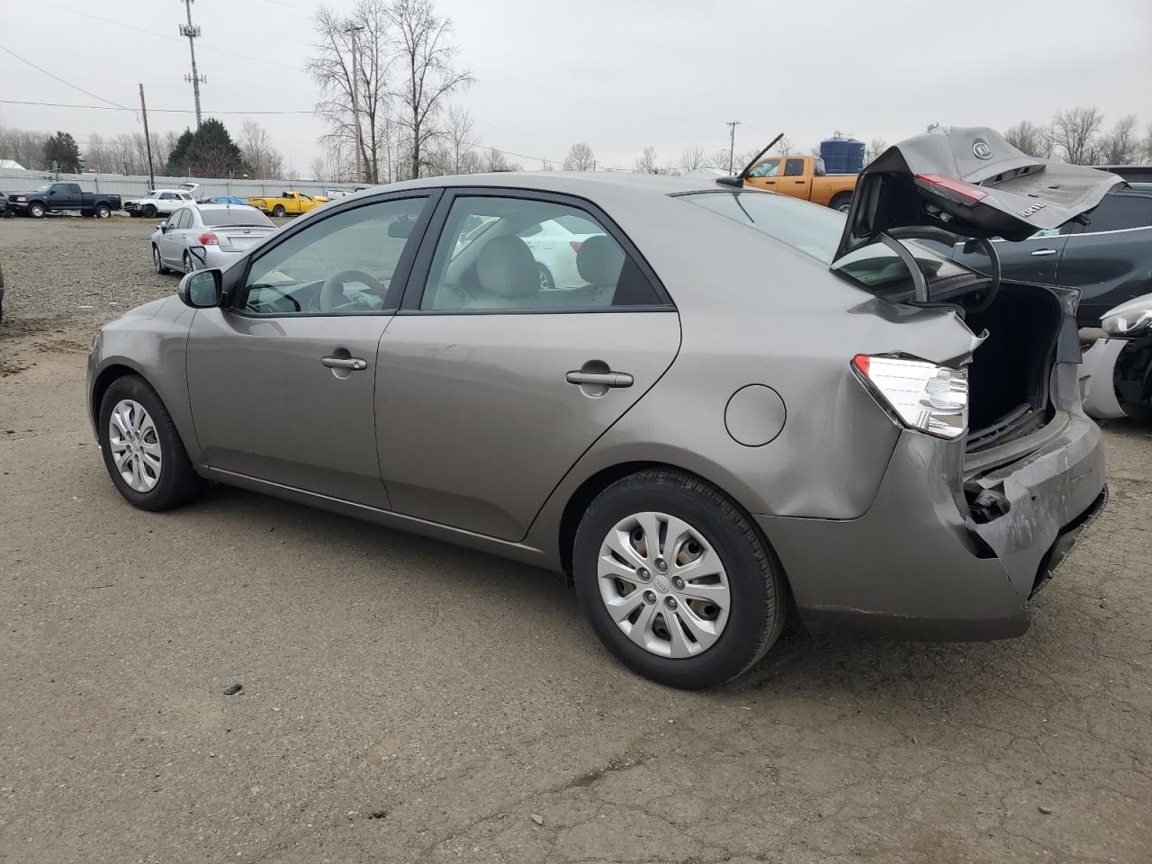 2013 KIA Forte VIN KNAFU4A2XD5647937 Copart auction photo, rear end damage thumbnail 2