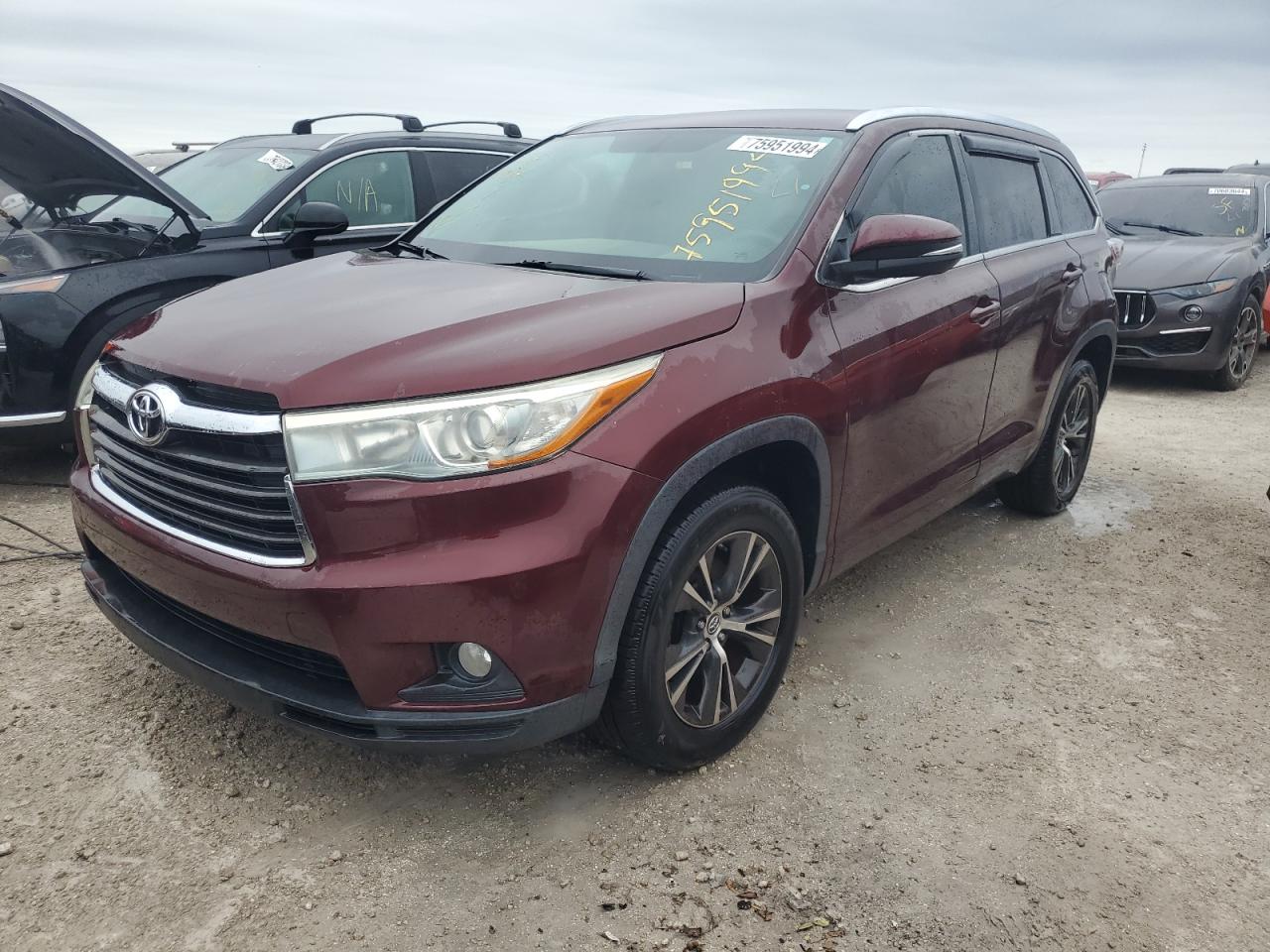2016 Toyota Highlander VIN 5TDKKRFH5GS139519