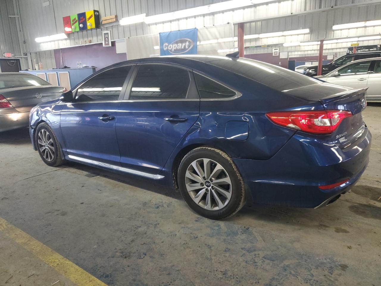 2016 Hyundai Sonata VIN 5NPE34AF1GH340603 Copart auction photo, front end / rear end damage thumbnail 2
