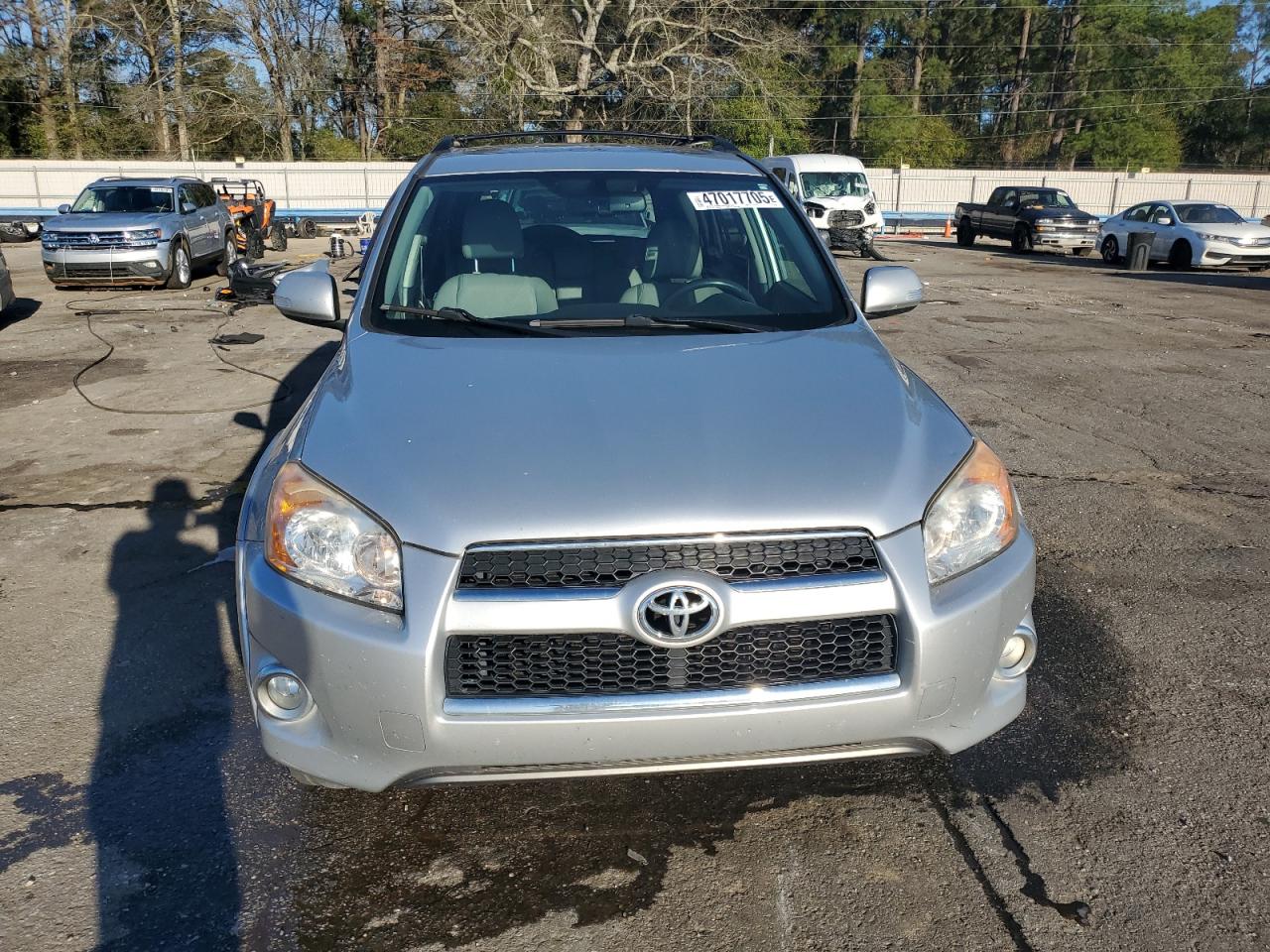 2010 Toyota RAV 4 VIN JTMYF4DV3A5015241 Copart auction photo, minor dent/scratches damage thumbnail 5