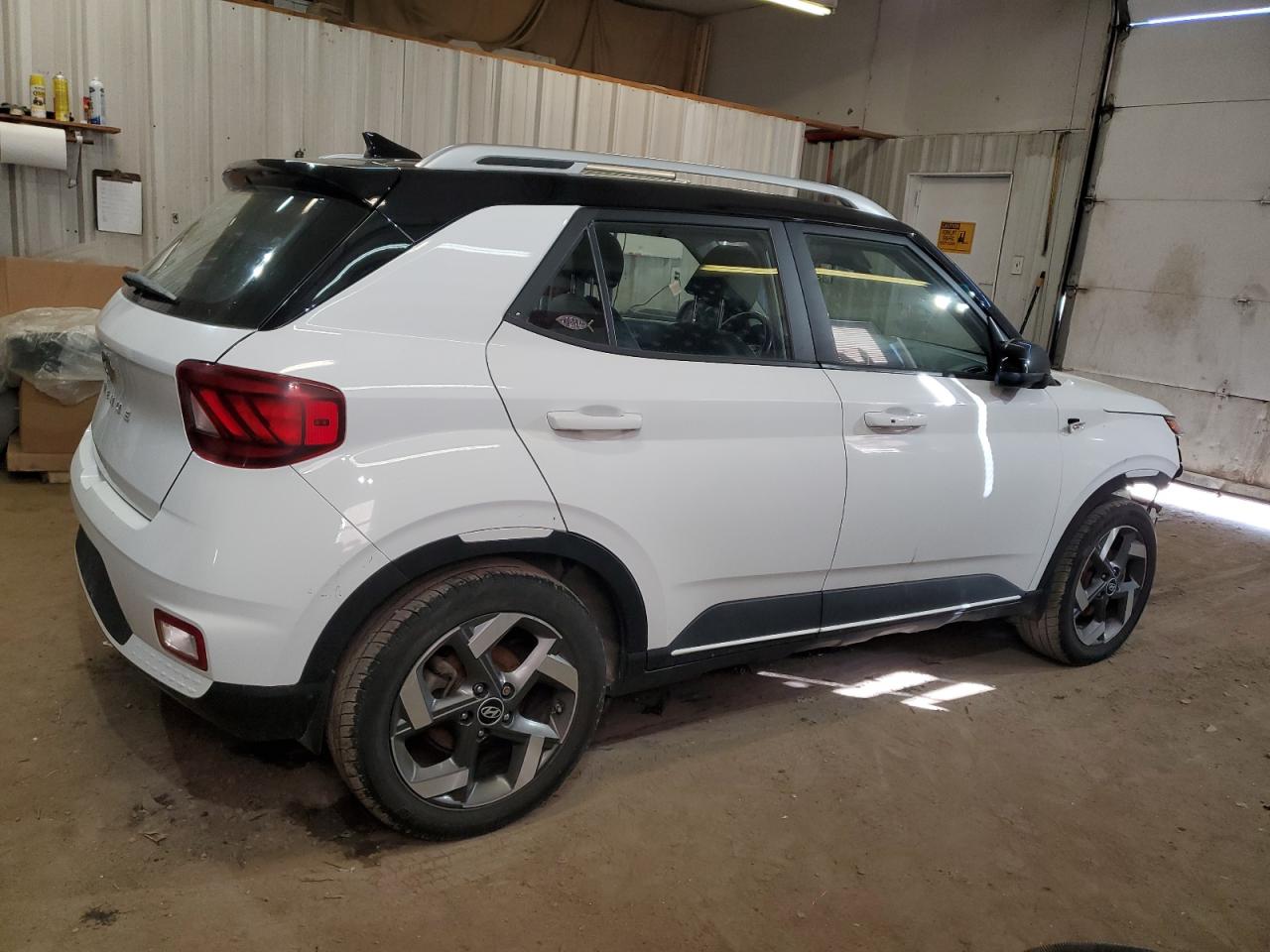 2022 Hyundai Venue VIN KMHRC8A35NU148839 Copart auction photo, front end / minor dent/scratches damage thumbnail 3