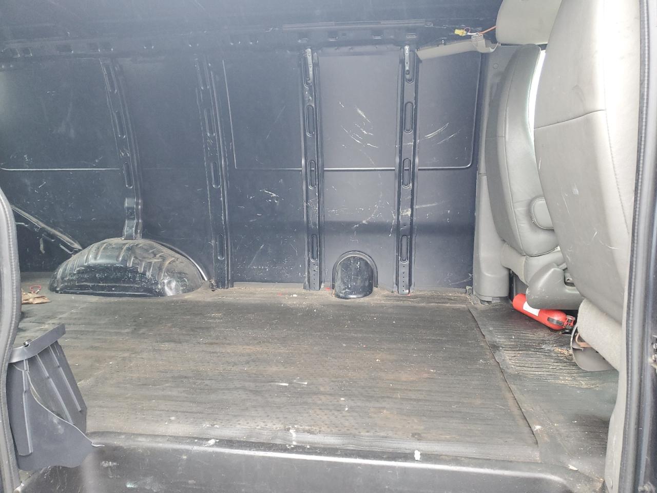 2012 Chevrolet Express VIN 1GCSGAF40C1189672 Copart auction photo, front end / side damage thumbnail 11