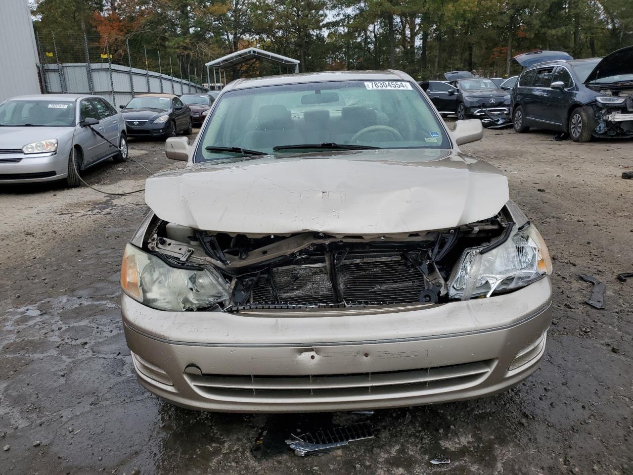 2000 Toyota Avalon VIN 4T1BF28B4YU044642 Copart auction photo, front end / side damage thumbnail 5