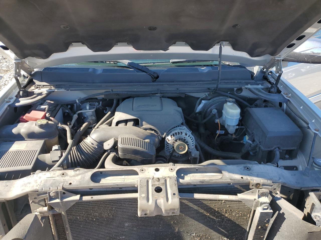 2011 Chevrolet Silverado VIN 3GCPCSE0XBG325263 Copart auction photo, front end / minor dent/scratches damage thumbnail 11