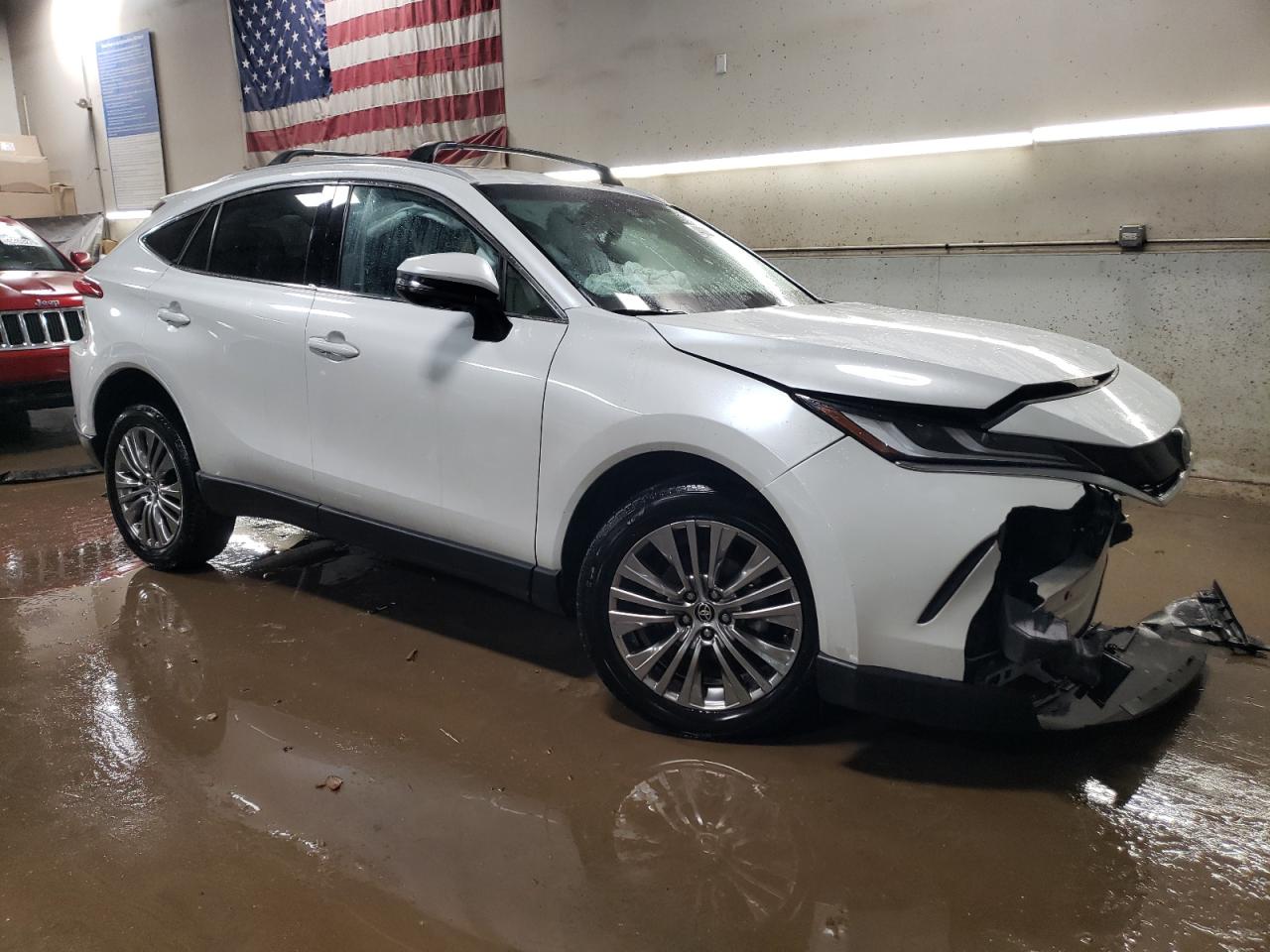 2023 Toyota Venza VIN JTEAAAAH6PJ134653 Copart auction photo, front end / rear end damage thumbnail 4
