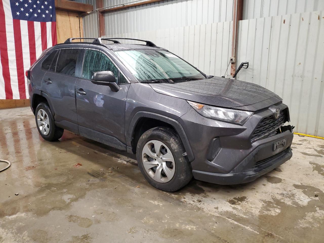 2021 Toyota RAV 4 VIN 2T3H1RFV1MW180551 Copart auction photo, front end / rear end damage thumbnail 4