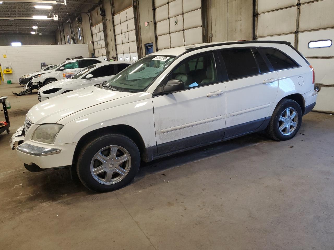 2004 Chrysler Pacifica VIN 2C8GF68454R500284