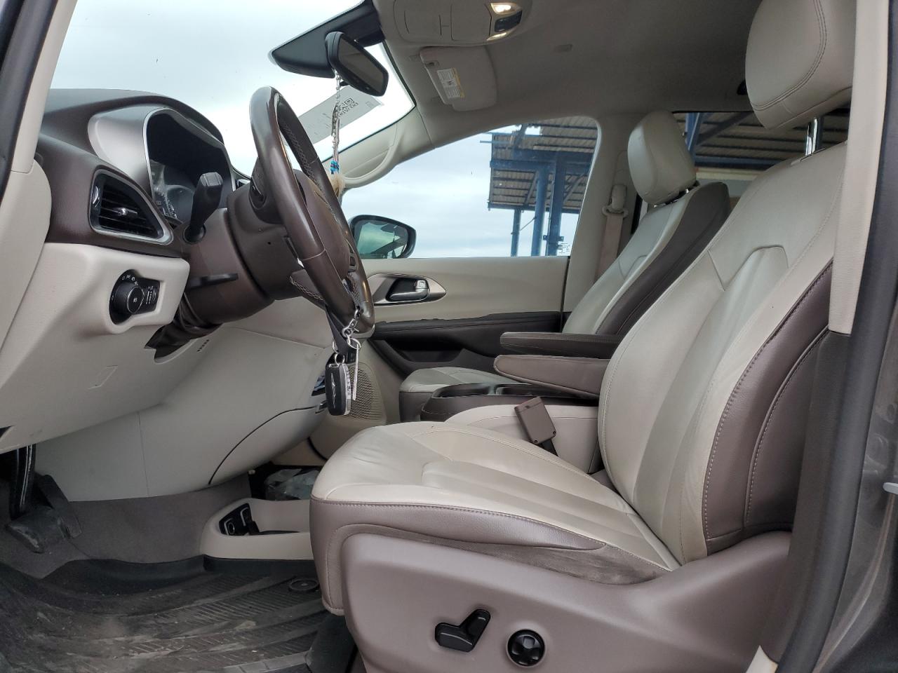 2017 Chrysler Pacifica VIN 2C4RC1BG0HR521137 Copart auction photo, front end damage thumbnail 7