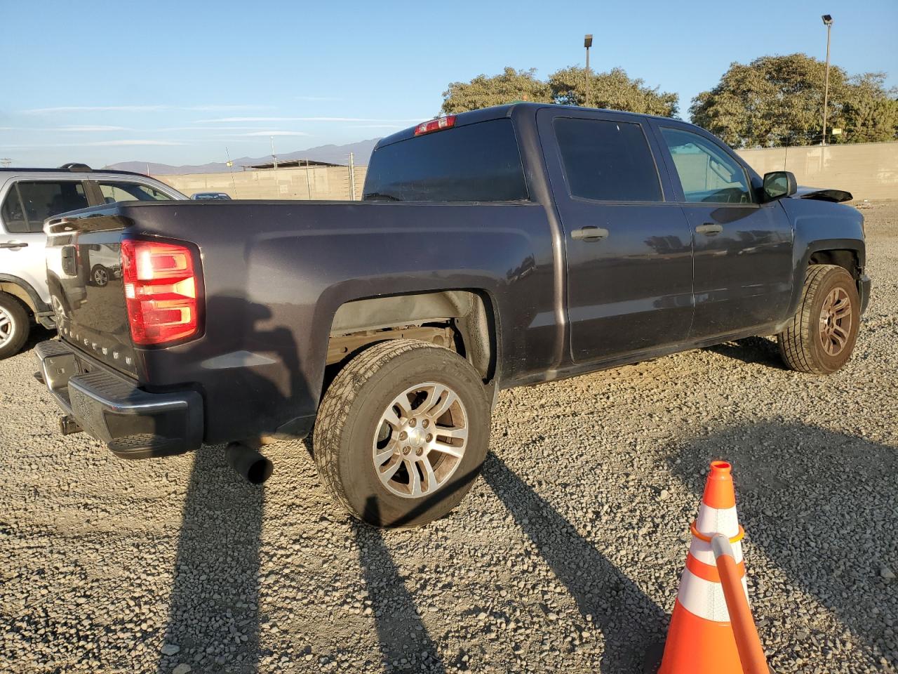 2015 Chevrolet Silverado VIN 3GCPCPEC6FG212567 Copart auction photo, front end damage thumbnail 3