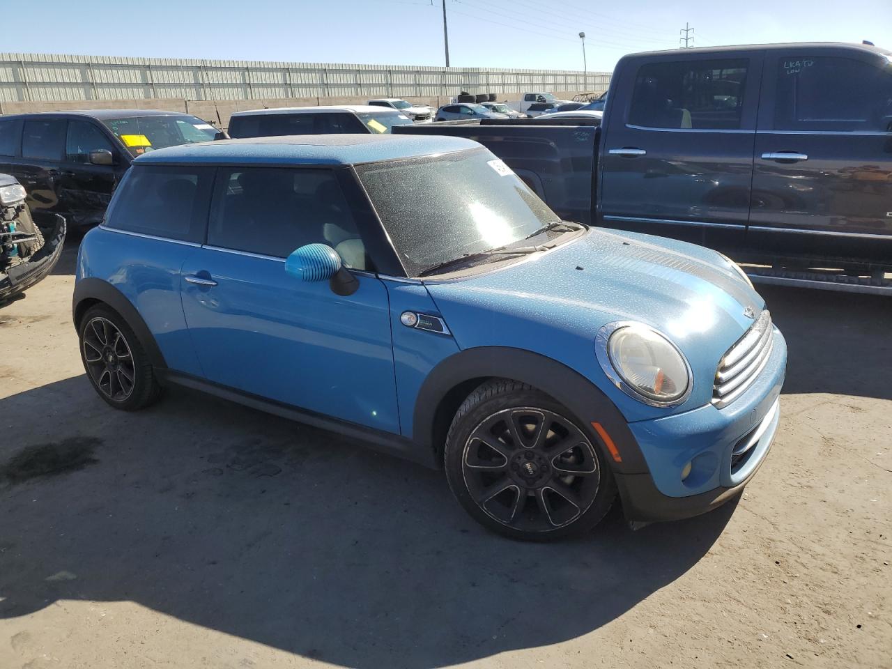 2012 MINI Cooper VIN WMWSU3C50CT368197 Copart auction photo, rear end / minor dent/scratches damage thumbnail 4