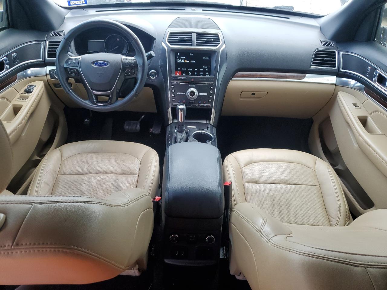2017 Ford Explorer VIN 1FM5K7F88HGD85666 Copart auction photo, side / front end damage thumbnail 8