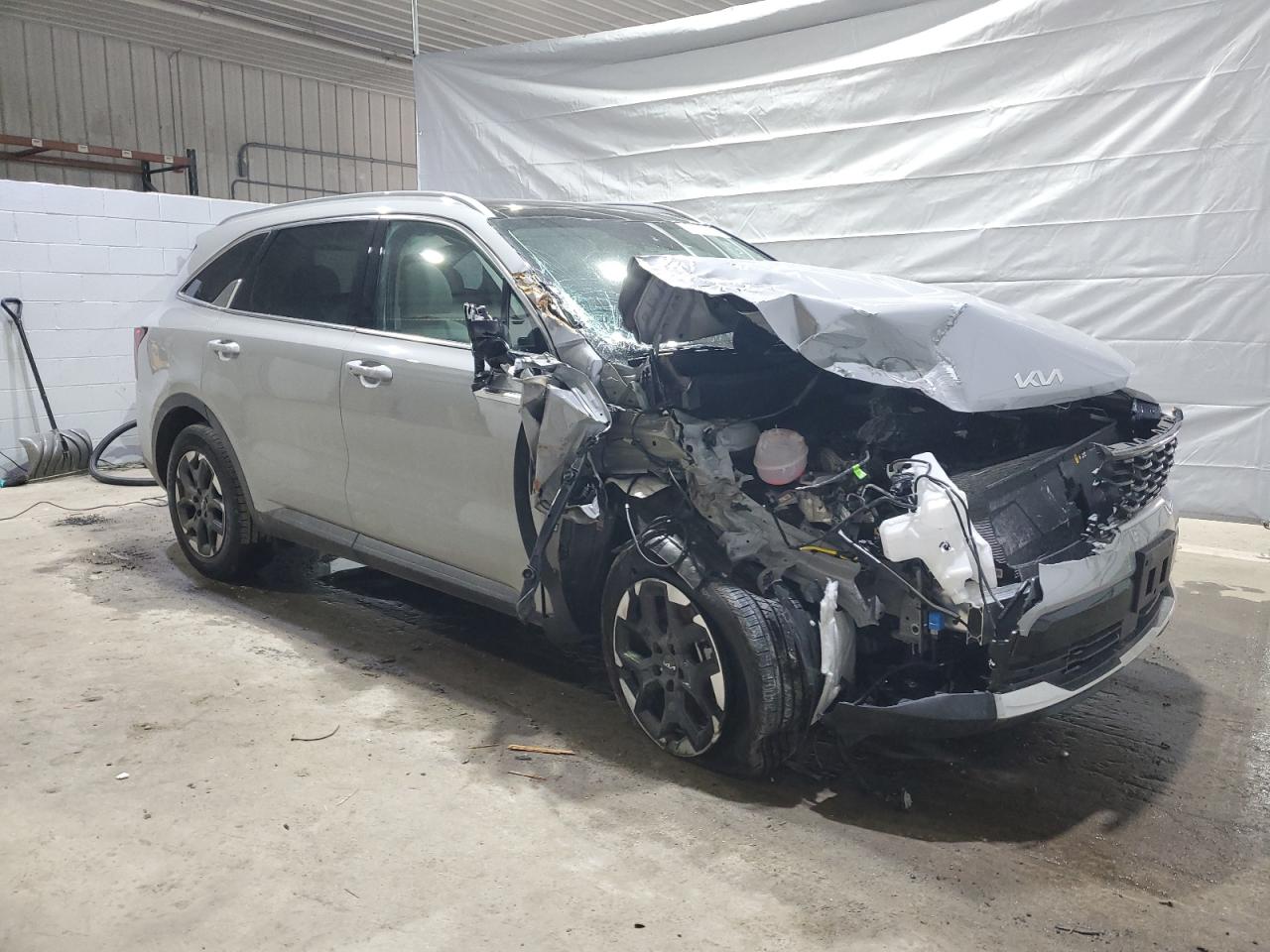 2025 KIA Sorento VIN 5XYRLDJC7SG322033 Copart auction photo, front end / side damage thumbnail 4