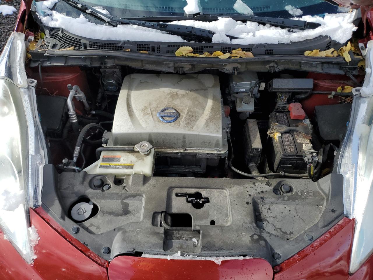 2015 Nissan Leaf VIN 1N4AZ0CP1FC304681 Copart auction photo, rear end / side damage thumbnail 11