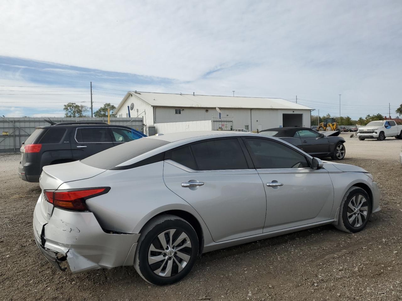 2020 Nissan Altima VIN 1N4BL4BW9LC234574 Copart auction photo, rear end / side damage thumbnail 3
