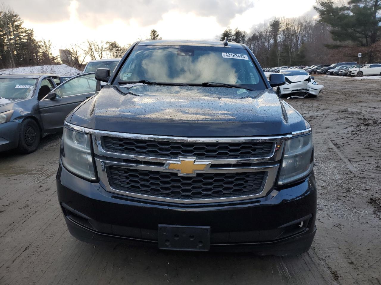 2015 Chevrolet Suburban VIN 1GNSKJKC2FR619288 Copart auction photo, front end damage thumbnail 5