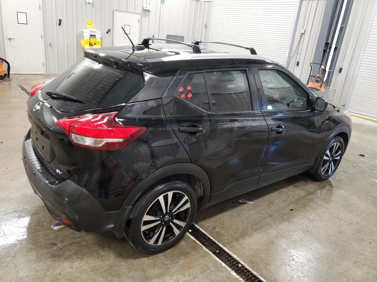 2020 Nissan Kicks VIN 3N1CP5CVXLL540138 Copart auction photo, front end damage thumbnail 3