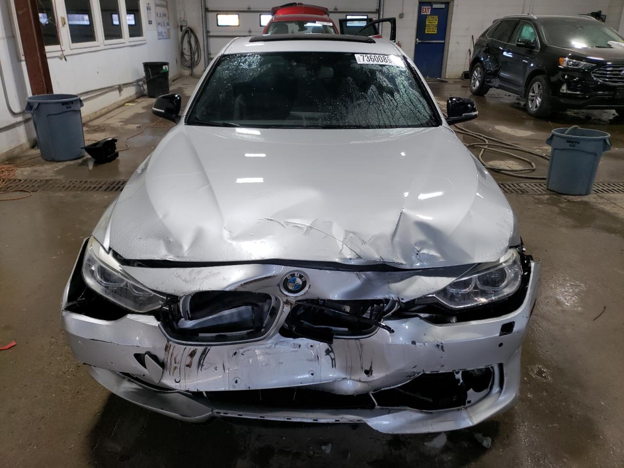 2015 BMW 3er VIN WBA3B3C54FF545931 Copart auction photo, front end damage thumbnail 5