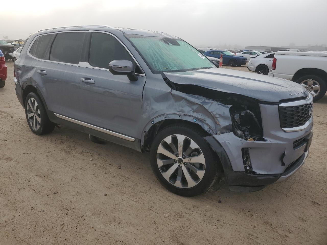 2022 KIA Telluride VIN 5XYP34HCXNG288266 Copart auction photo, front end / side damage thumbnail 4