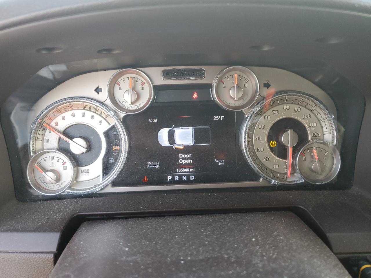 2015 RAM 1500 VIN 1C6RR7PT9FS680958 Copart auction photo, rear end damage thumbnail 9
