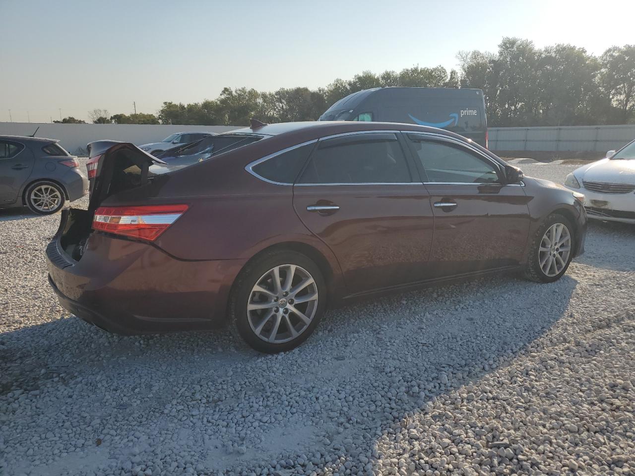 2013 Toyota Avalon VIN 4T1BK1EBXDU052295 Copart auction photo, rear end / minor dent/scratches damage thumbnail 3
