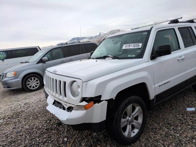 2017 Jeep Liberty (Patriot) VIN 1C4NJRFB7HD175513 Copart auction photo, front end damage thumbnail 13