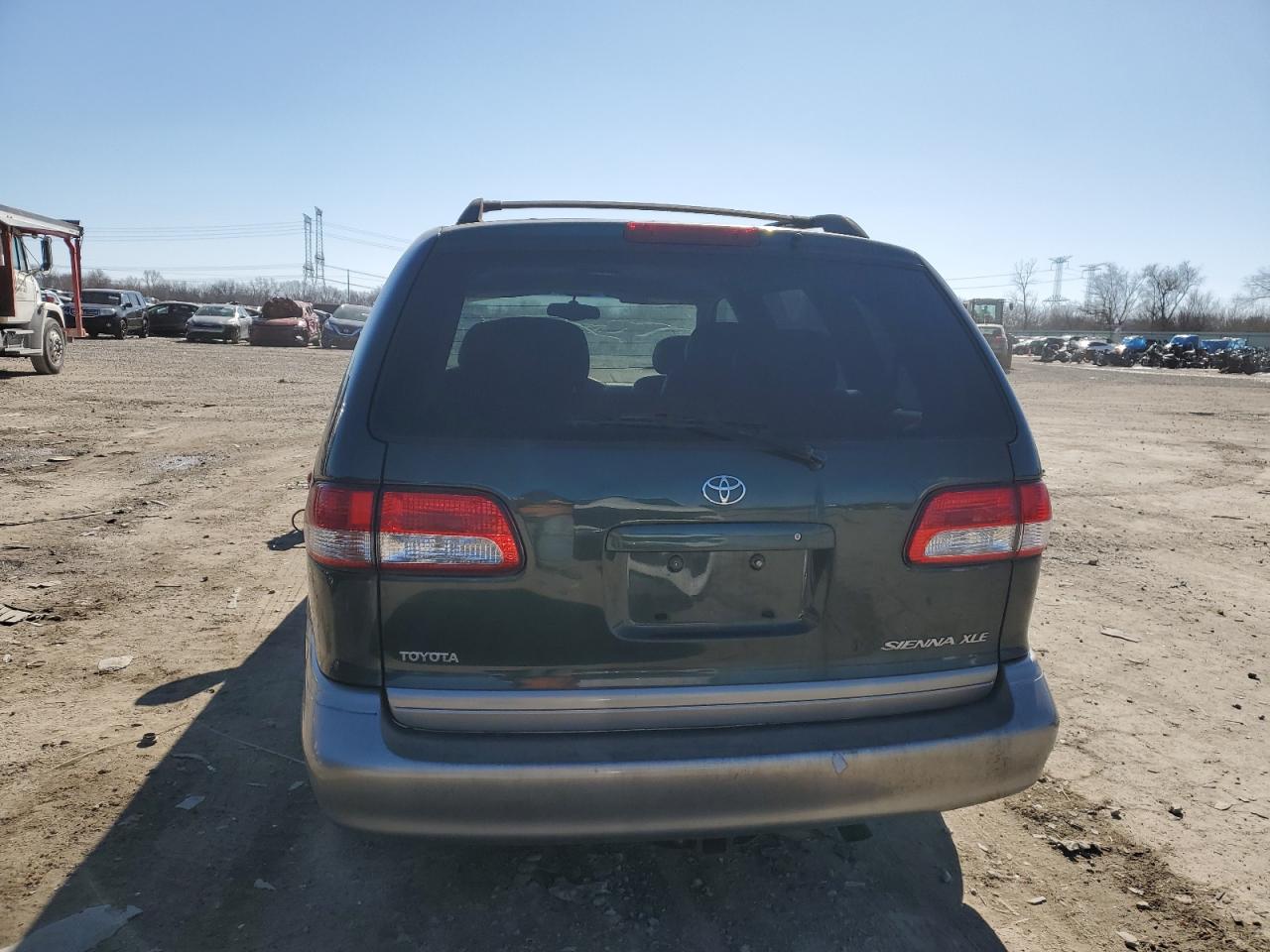 2002 Toyota Sienna VIN 4T3ZF13C92U436281 Copart auction photo, normal wear damage thumbnail 6