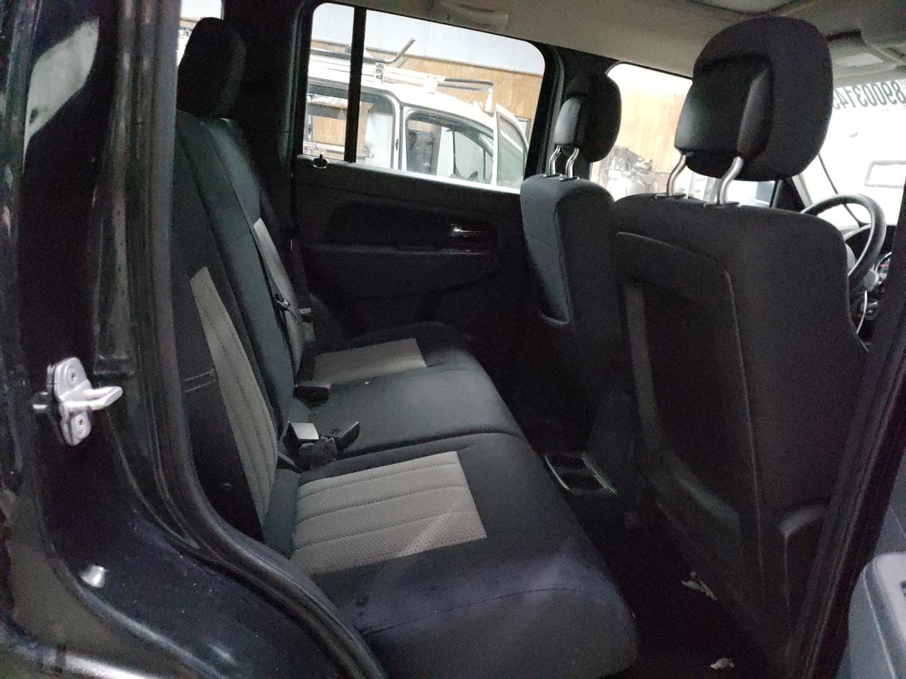 2010 Jeep Liberty (North America) VIN 1J4PN2GK3AW177024 Copart auction photo, front end / minor dent/scratches damage thumbnail 11