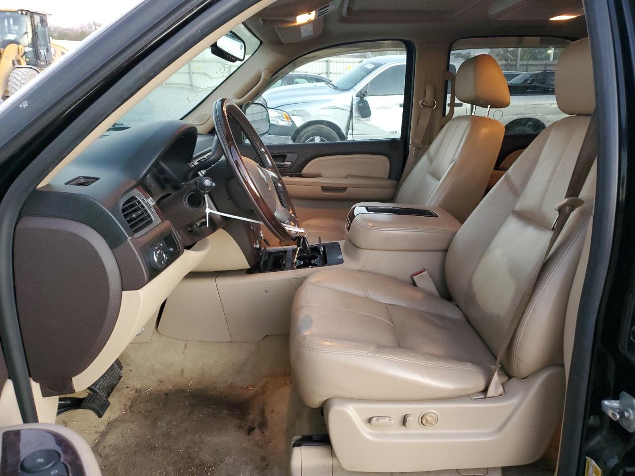 2008 GMC Yukon VIN 1GKFK638X8J127261 Copart auction photo, front end damage thumbnail 7
